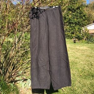 NWOT- 100% Linen pant